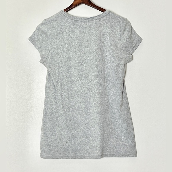 Chicago Bears T-Shirt Women’s Large Gray Logo Football Sports Team Apparel NFL - Picture 2 of 3